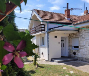 Apartman Kućica u cveću
